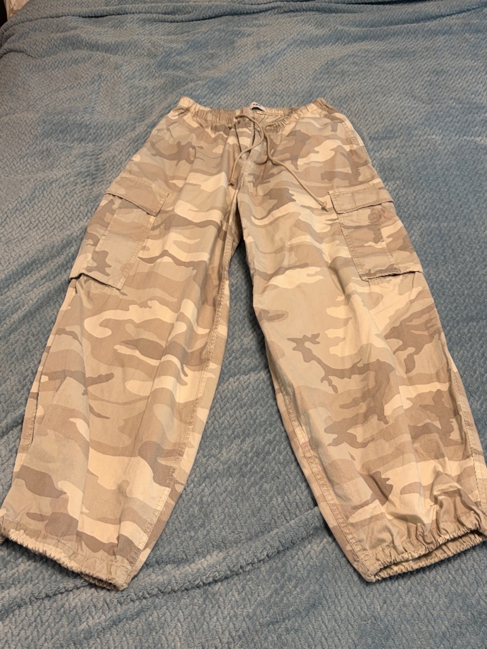 Artizia camo size small - never worn